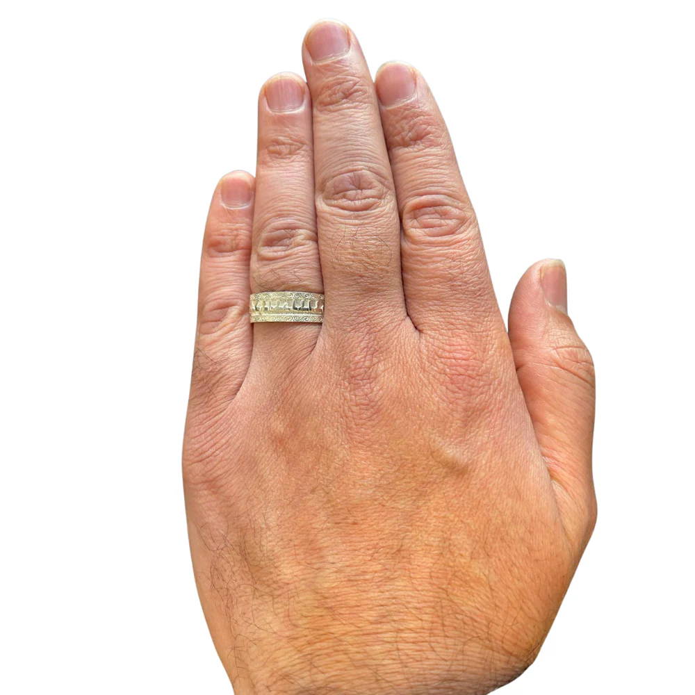 Thumb 4