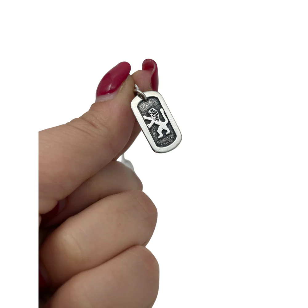 Thumb 4